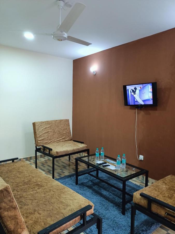1 Bedroom Fully Furnished Luxurious Apartment Voi Town Exterior photo